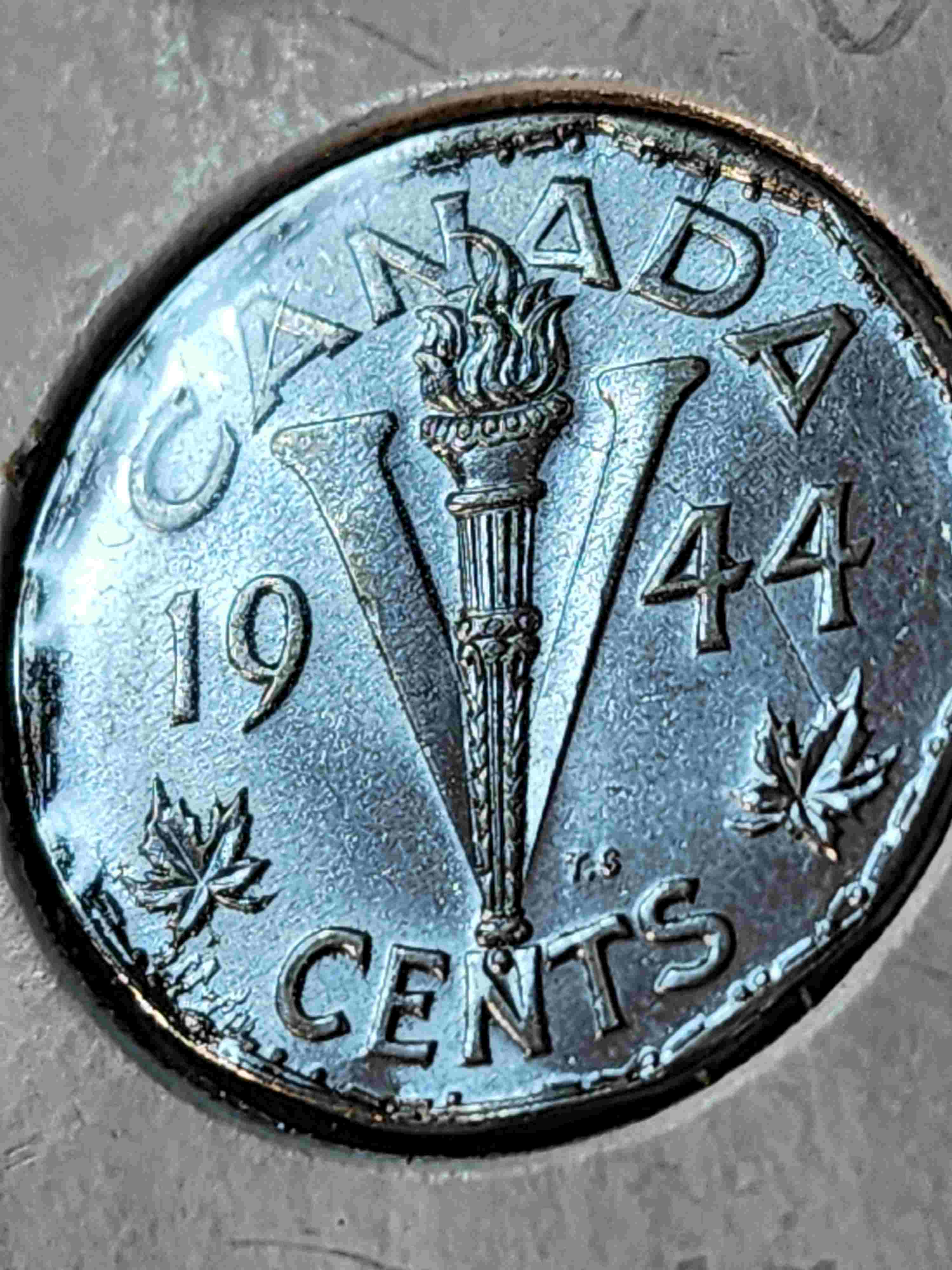 1944-5-Cent-Die-Cracks.